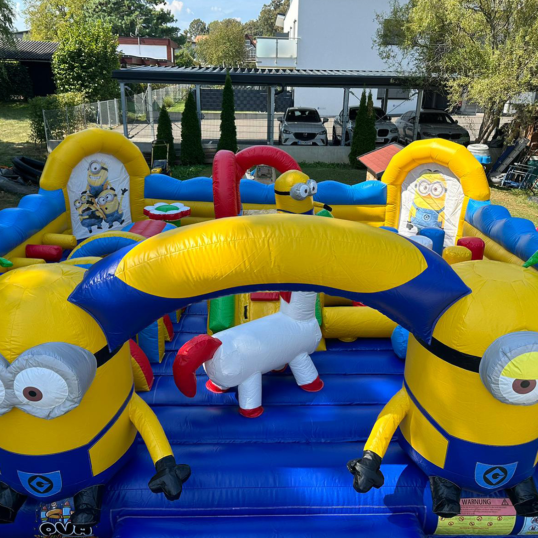 Minions Hüpfburg mieten Steiermark